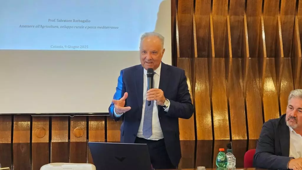 Regione, si è dimesso l’assessore all’agricoltura Salvatore Barbagallo