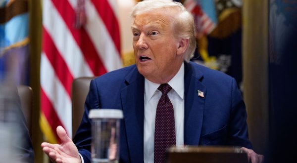 Trump “La guerra a Gaza danneggia l’immagine di Israele, deve finire”