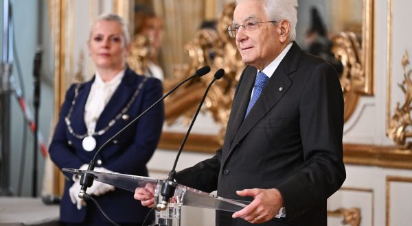 Mattarella ricorda Dalla Chiesa “Contro mafia fronte comune legalità”