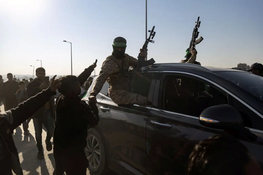 Hamas “Pronti a un accordo globale e al rilascio degli ostaggi”