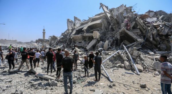 Idf “Colpito grattacielo a Gaza, era punto di osservazione di Hamas”