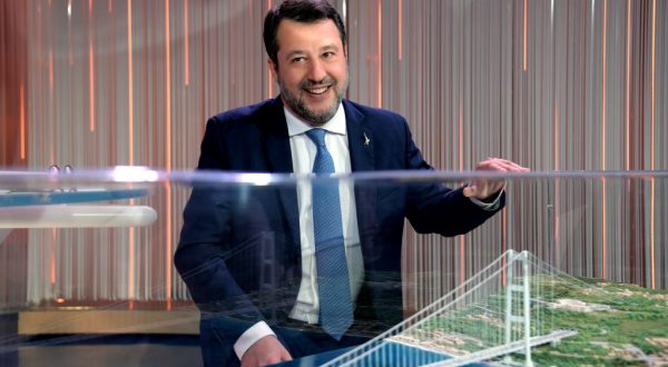 Ponte sullo Stretto, Salvini “Dovrebbe esserci in 7 anni dopo avvio lavori”