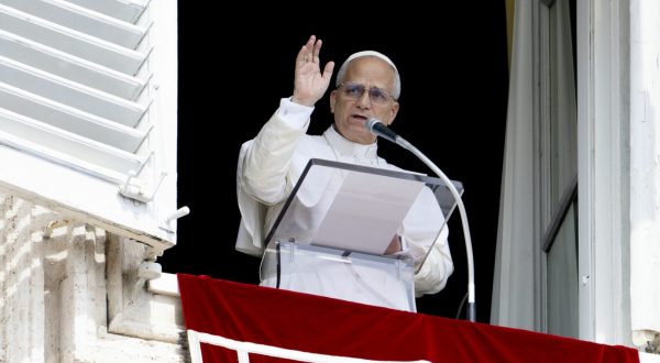 Papa “Gaza è martoriata, non c’è futuro basato su violenza e vendetta”