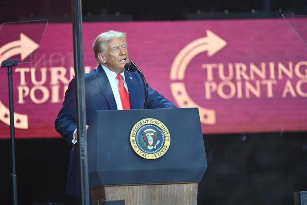 Donald Trump celebra Charlie Kirk, la vedova perdona il killer