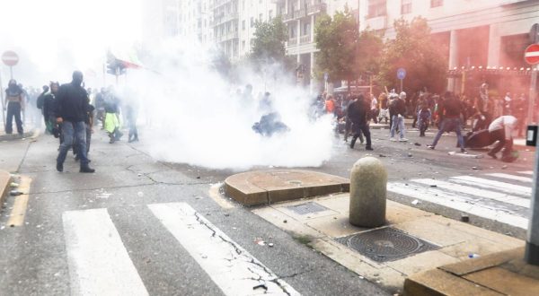 Italia in piazza per Gaza. Scontri a Milano, bloccata autostrada Bologna