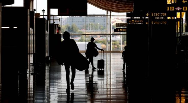 Droni su Danimarca e Norvegia, chiusi aeroporti, Voli deviati