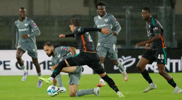 Venezia batte Verona ai rigori, a ottavi di Coppa Italia con Inter