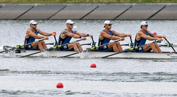 L’Italia del 4 di coppia vince i Mondiali con dedica a Mondelli