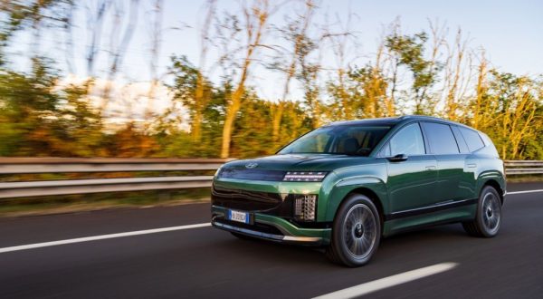 IONIQ 9, debutta in Italia l’innovativa Lounge EV di Hyundai