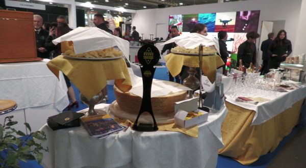 Italia leader Ue nell’export di formaggi