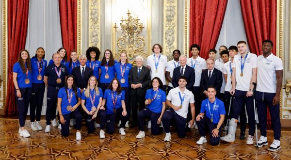 Mattarella celebra il basket azzurro “Successi contro i pregiudizi”