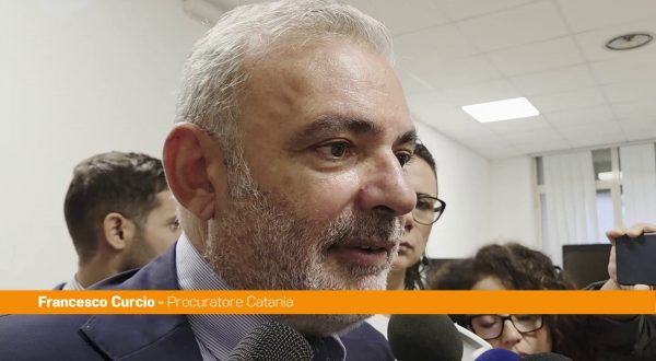 Curcio “Impossibile evitare cellulari in carcere, schermare ambienti”