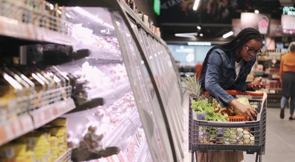 Carrelli più verdi: boom di prodotti plant-based in Italia