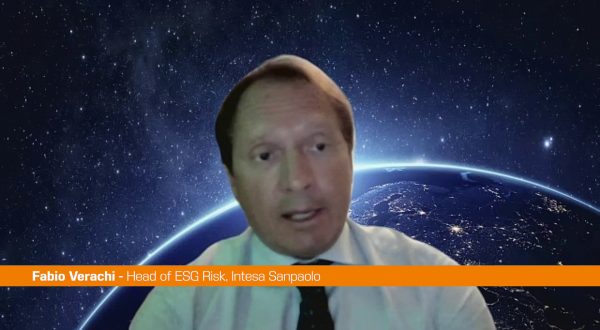 Banche, nuovi prodotti per la clientela per affrontare la transizione