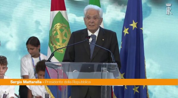 Mattarella “Social possono essere armi, il bullismo va contrastato”