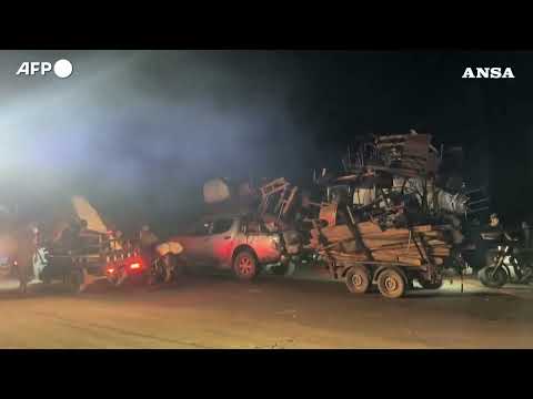 In fuga da Gaza, in migliaia diretti verso sud #ansa #news #gaza