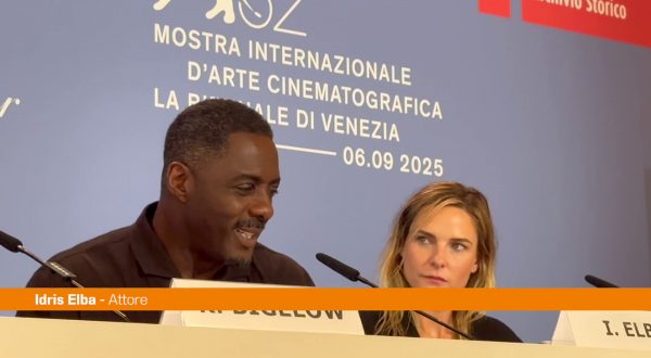 Venezia, Idris Elba “Sul set, da solo, è stato come un documentario”
