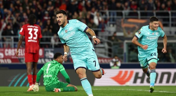 Non basta Orsolini al Bologna, col Friburgo finisce 1-1