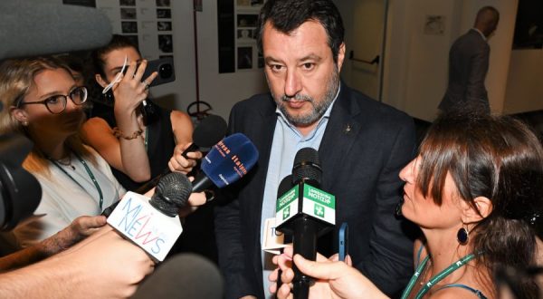 Salvini “Lo sciopero è illegittimo, sanzioni proporzionate ai danni”