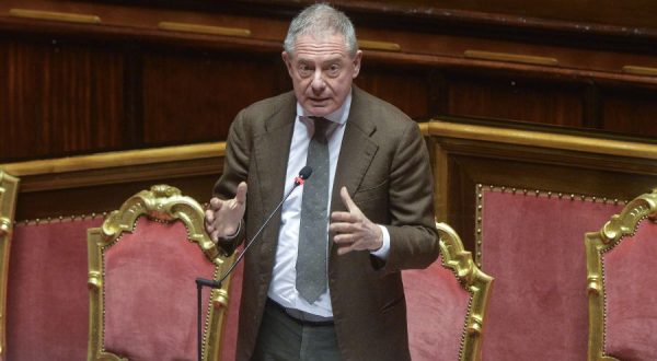 Urso “Italia e Germania all’Ue, cambiare rotta su automotive”