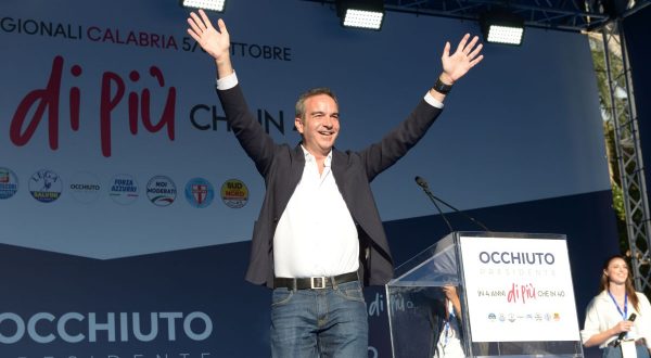 Vince Occhiuto, la Calabria resta al centrodestra
