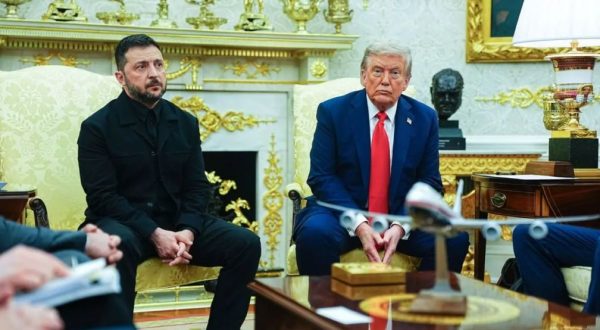 Zelensky “Con Trump telefonata produttiva, può fermare la guerra”