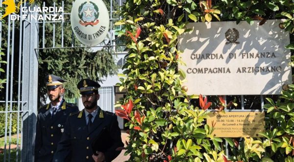 Falso cieco per mezzo secolo, truffa a 1 milione di euro a Vicenza