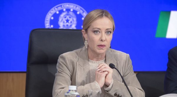 Meloni “Manovra serie e responsabile, un passo importante per il futuro”