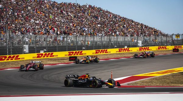 Verstappen vince ad Austin davanti a Norris e Leclerc