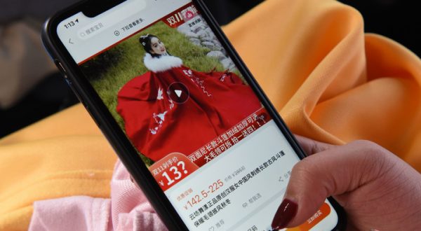 Cina: crescita costante delle vendite al dettaglio online nei primi nove mesi