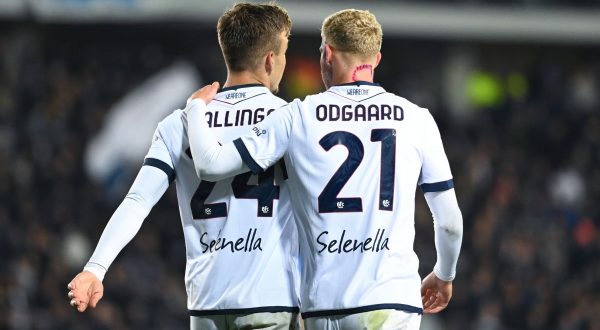 Il Bologna si sblocca in Europa League, vittoria per 2-1 a Bucarest