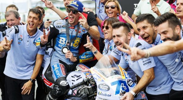 In Malesia vince Alex Marquez, out Bagnaia