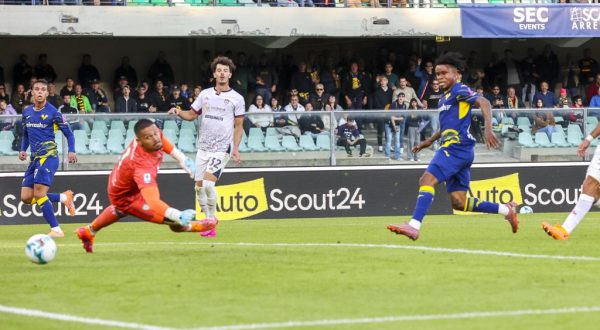 Verona avanti di due reti raggiunto dal Cagliari, finisce 2-2