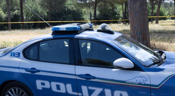 Attentato dinamitardo a un esercizio commerciale, blitz della Polizia di Stato a Ostia