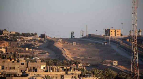 Nuovi raid israeliani a Gaza, almeno 63 morti. Trump “Tregua non a rischio”