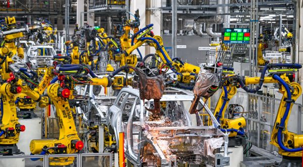 Cina, l’indice PMI manifatturiero si attesta a 49 a ottobre