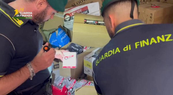 A Palermo smantellata filiera del fumo illegale, sequestro per 770 kg