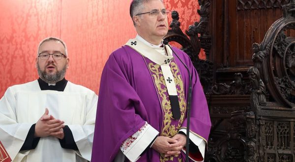 Gli Arcivescovi di Palermo e di Monreale: “Basta violenze e uccisioni”