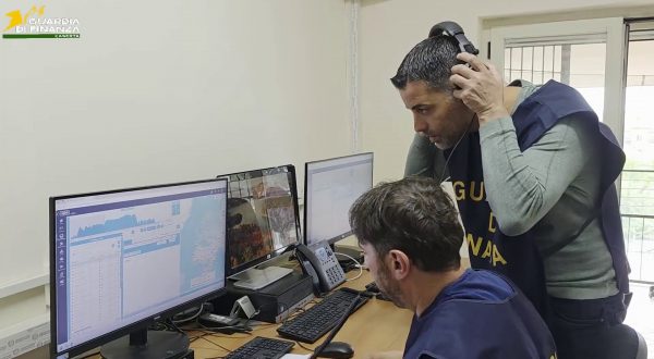 Camorra, sei arresti per scambio elettorale a Santa Maria a Vico