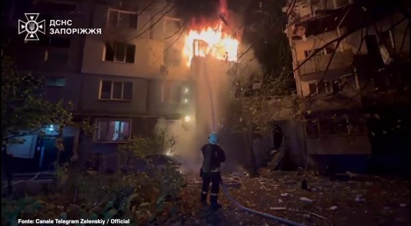 Bombardamenti sulle città ucraine, due bambini tra le vittime