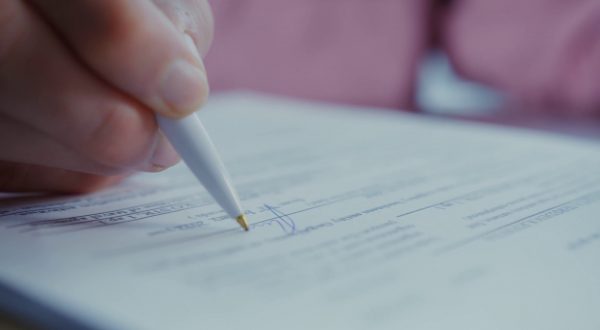 Allarme Confcommercio, in Italia sempre più contratti-pirata