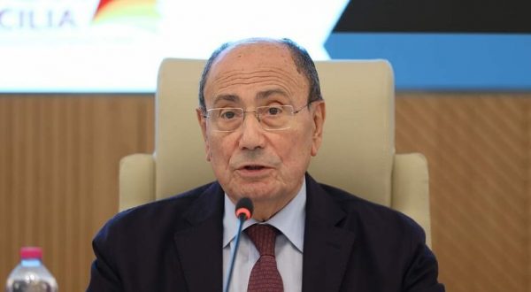 Manovra Quater dimezzata, la maggioranza va a pezzi all’Ars. Schifani convoca un vertice di maggioranza