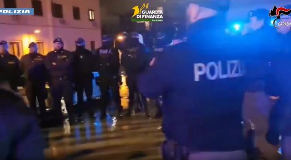Prosegue la pressione delle forze di Polizia nel quartiere Zen di Palermo
