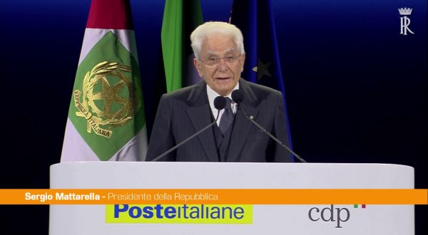 Mattarella “Poste e Cdp agenti della Costituzione, la Repubblica è riconoscente”