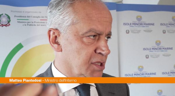 Isole minori, Piantedosi “Creare strutture stabili servizi essenziali”