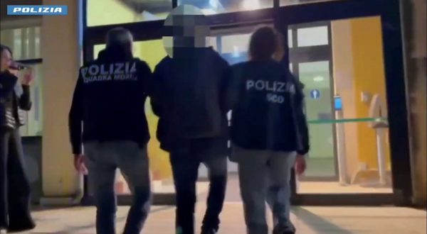 Arrestato un latitante nel Ragusano, è accusato di tentato omicidio