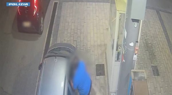 A Napoli undici rapine di cui cinque in un giorno, due arresti