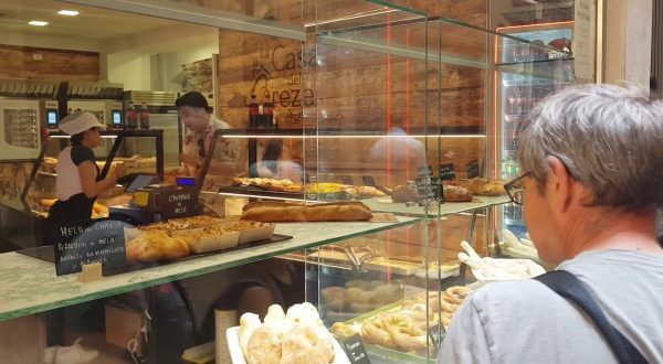 Migliora la fiducia di imprese e consumatori