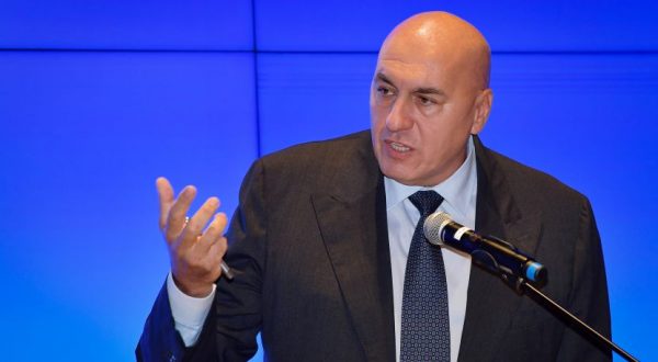 Difesa, Crosetto “Serve investire non perchè lo chiede la Nato”
