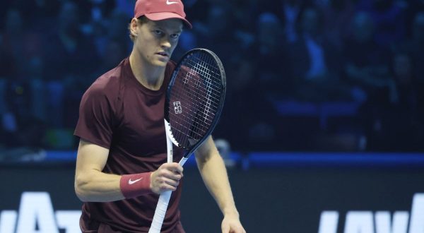 Atp Finals, Sinner batte Zverev e va in semifinale